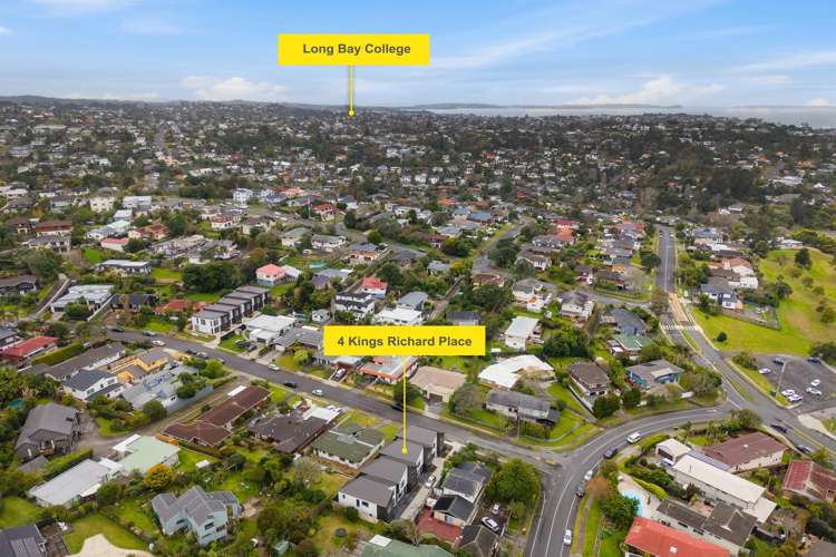 4 King Richard Avenue Browns Bay_26