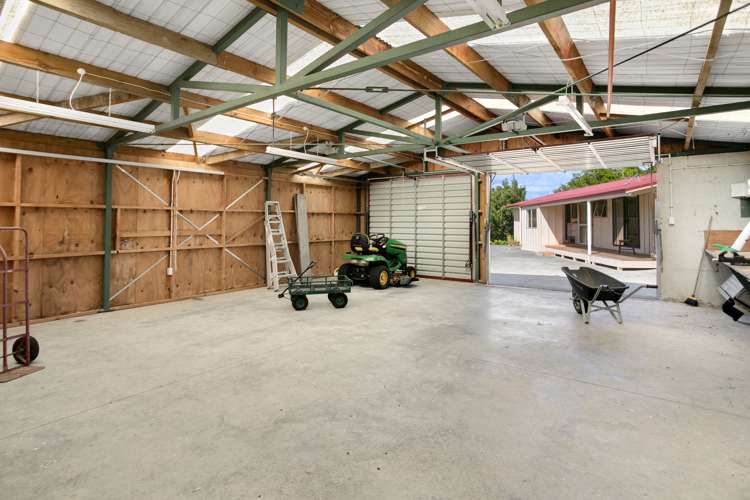 215 Kempthorne Road Russell_12