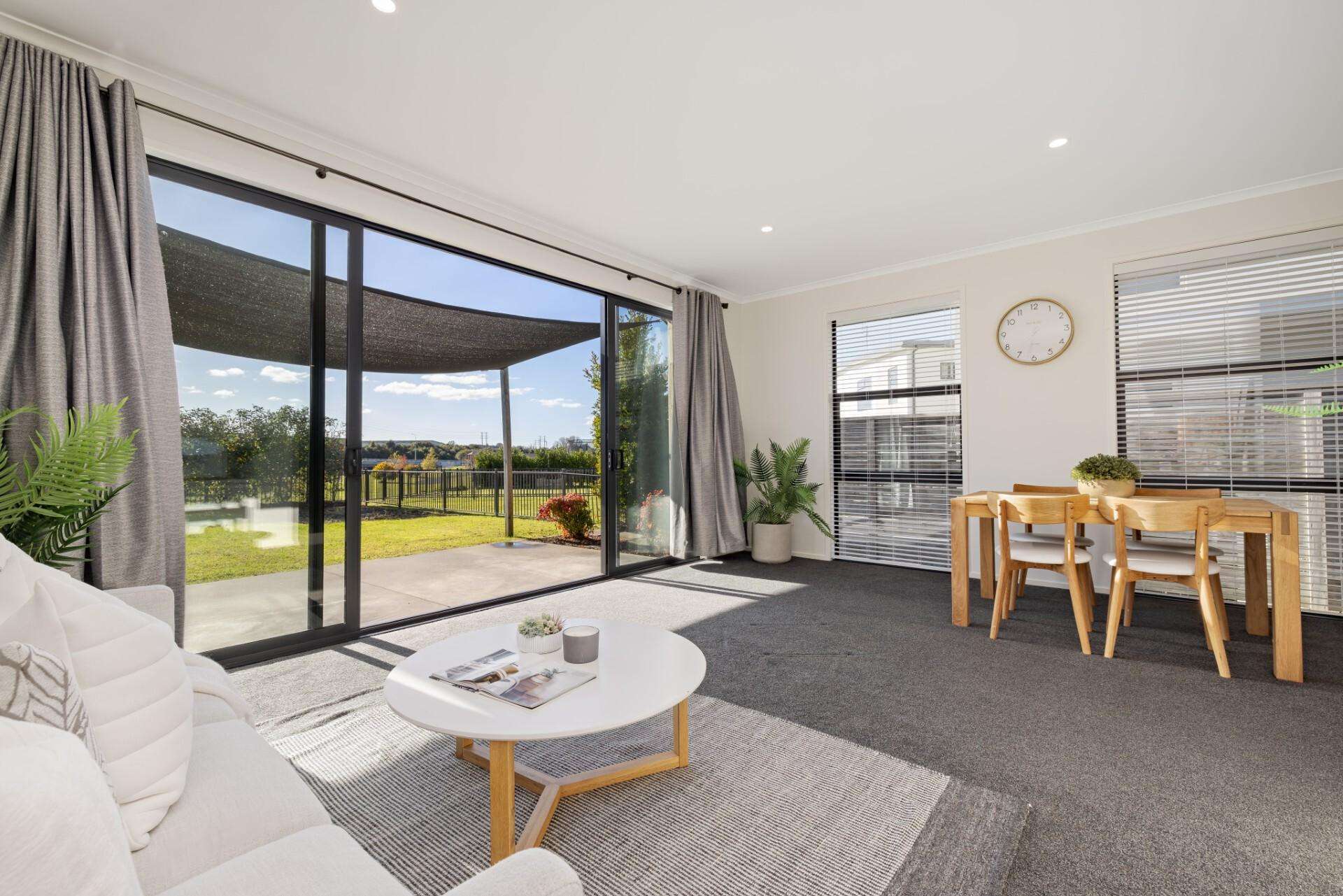 99b Awataha Crescent Pyes Pa_0