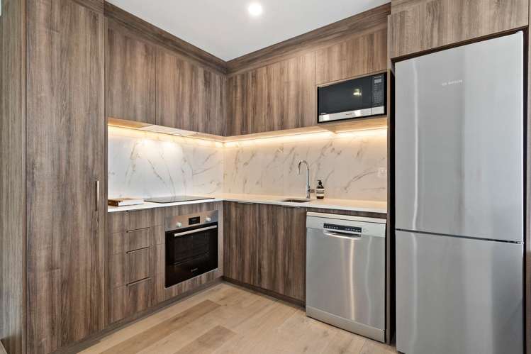 1003/2B Augustus Terrace_3