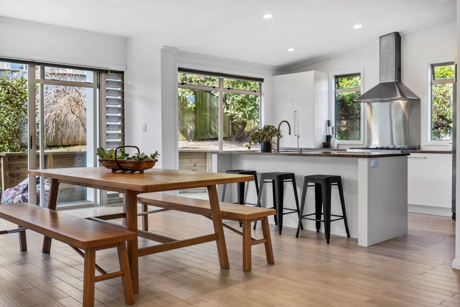 41 Intrepid Crescent Beachlands_0