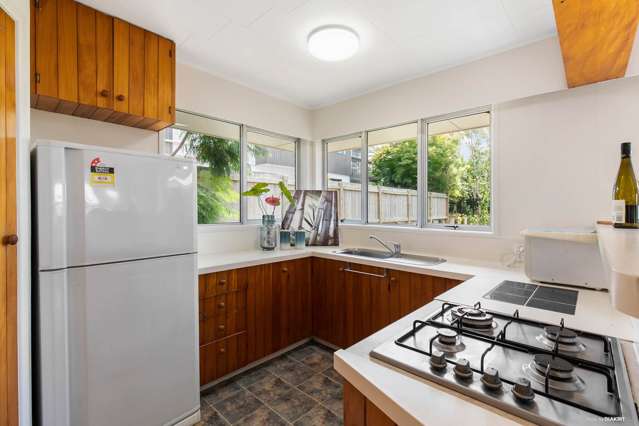 122 Whangaparaoa Road Red Beach_4