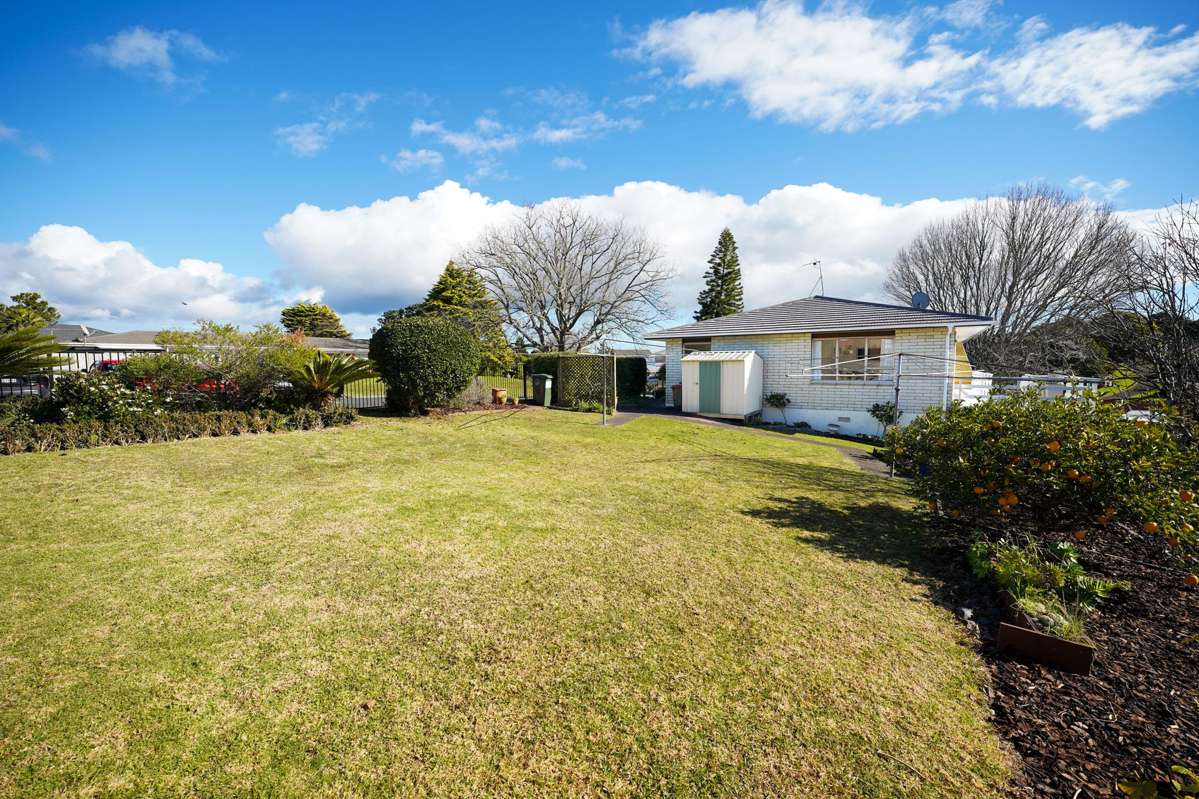 2/219 Edmonton Road_1