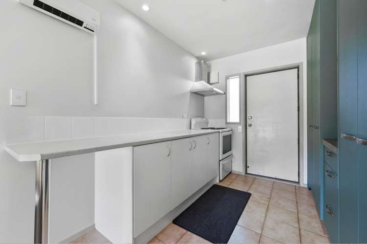 19/437b Albany Highway Albany_5