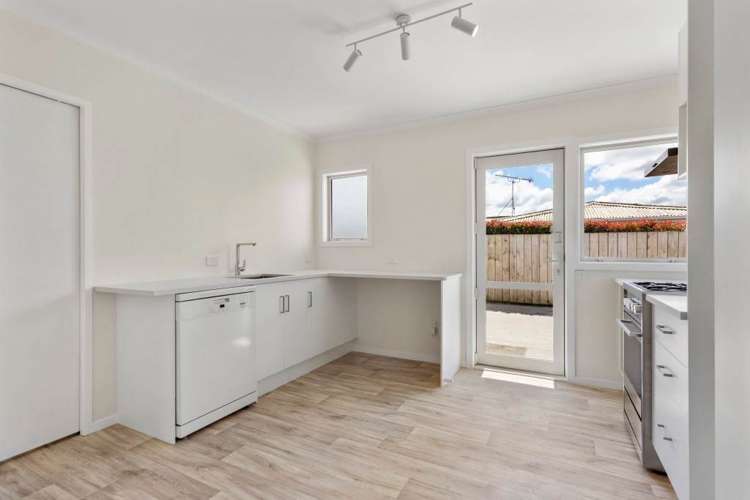 1/143 Birkdale Road Birkdale_6