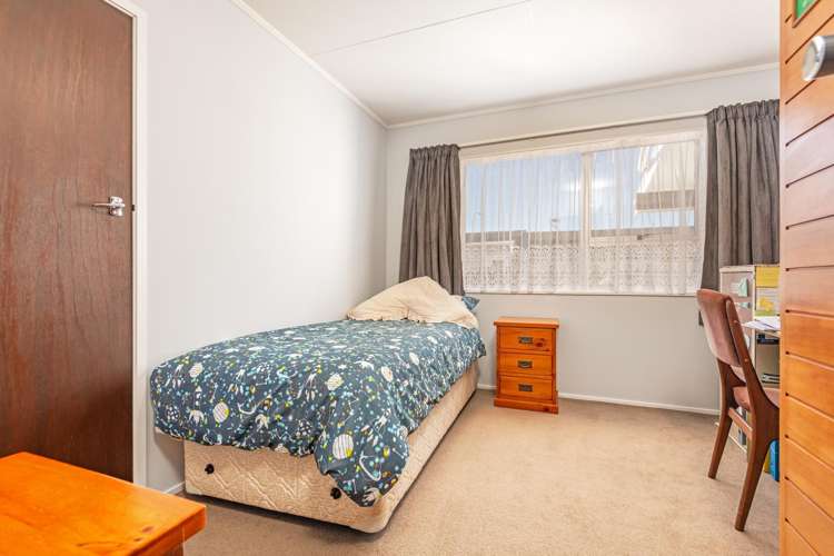 4 John F Kennedy Drive Milson_11