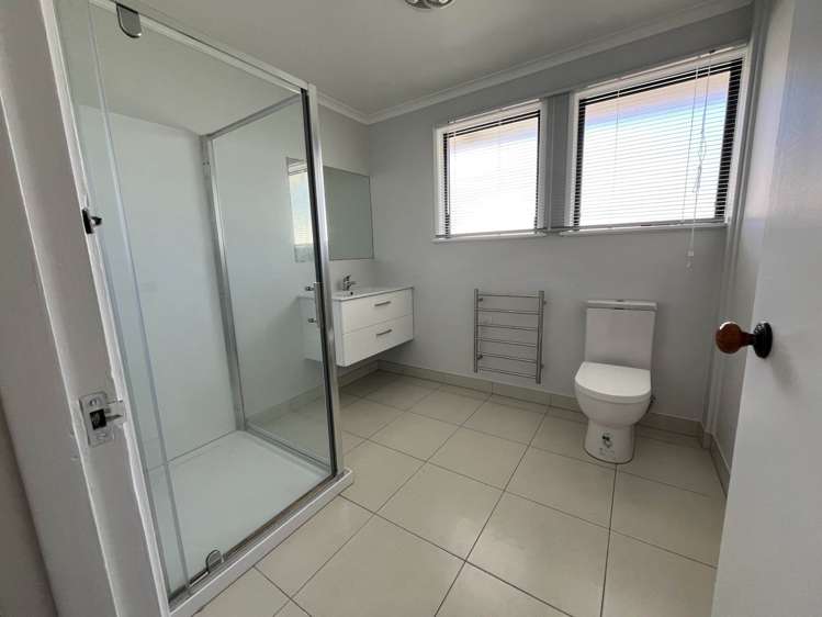 3 Hetherington Road Ranui_11