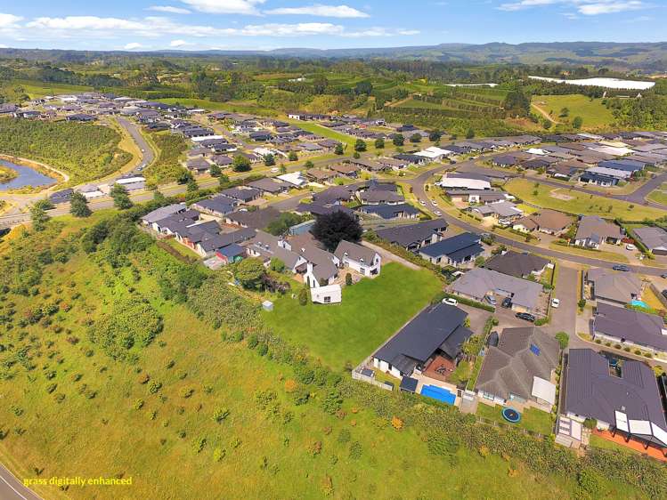 92 Puhirake Crescent Pyes Pa_21