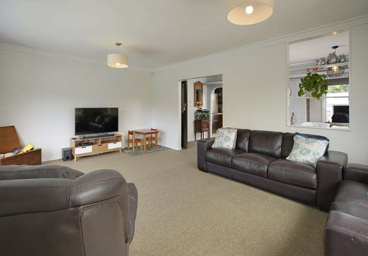 1 The Ridgeway Enner Glynn_7