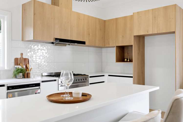 13 Eastvale Close Greenhithe_14