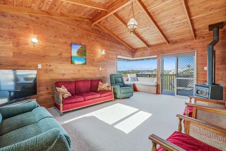 1 Hinemoa Place Snells Beach_21