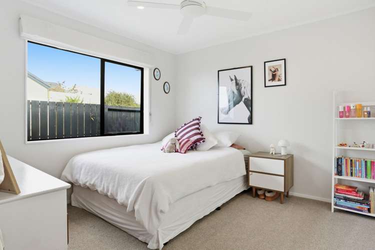 66 Ocean Crest Papamoa_19