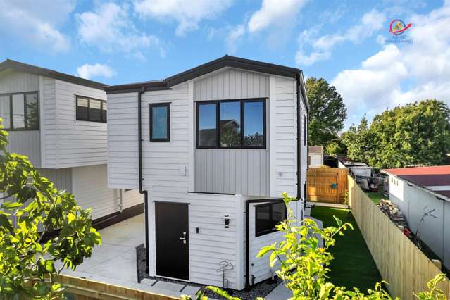 15 McKean Avenue Manurewa_2