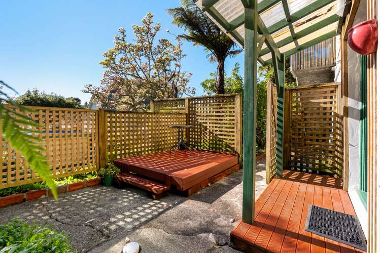 5/16 Henderson Street Karori_13