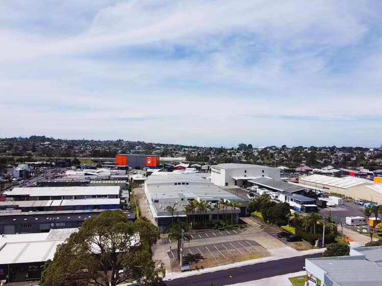 37-41 Poland Road Wairau Valley_1