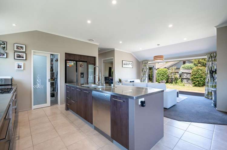 6 Ryeland Avenue Wakefield_9