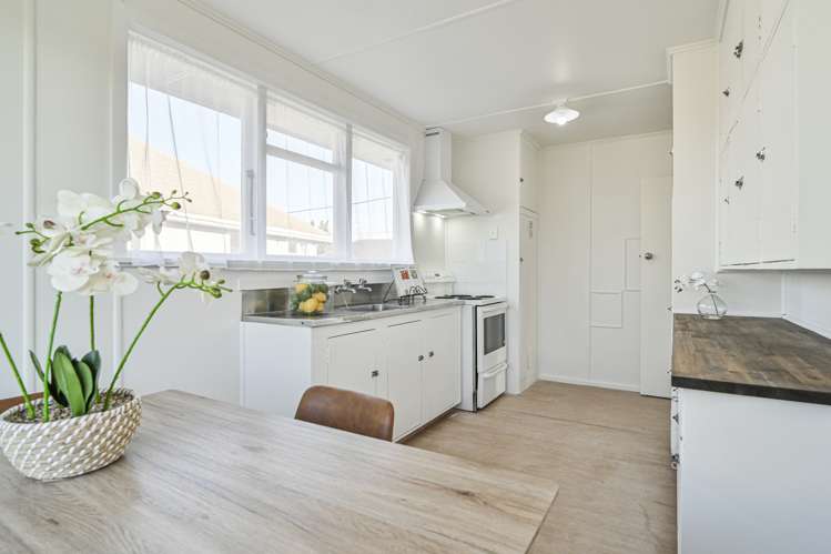 405 Montgomery Street Raureka_6