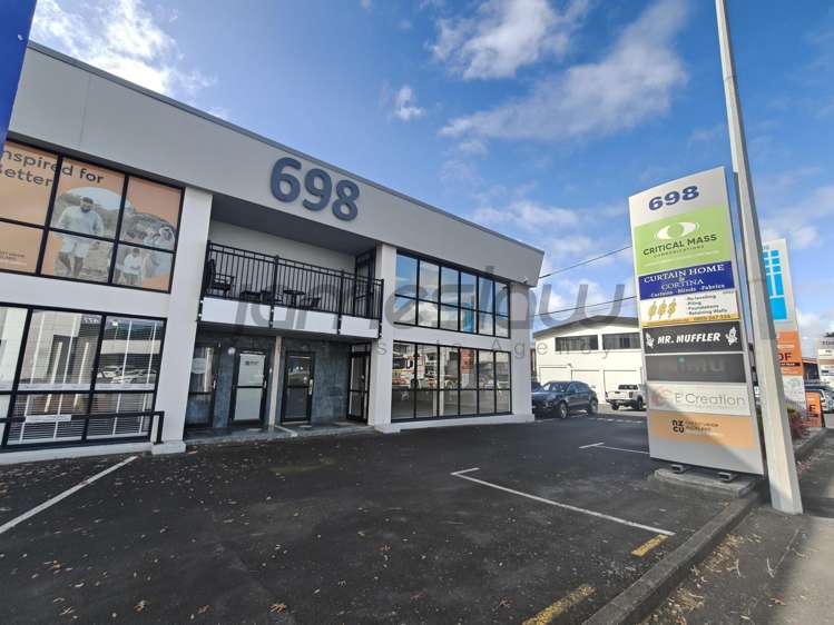 GF/698 Great South Road Penrose_1