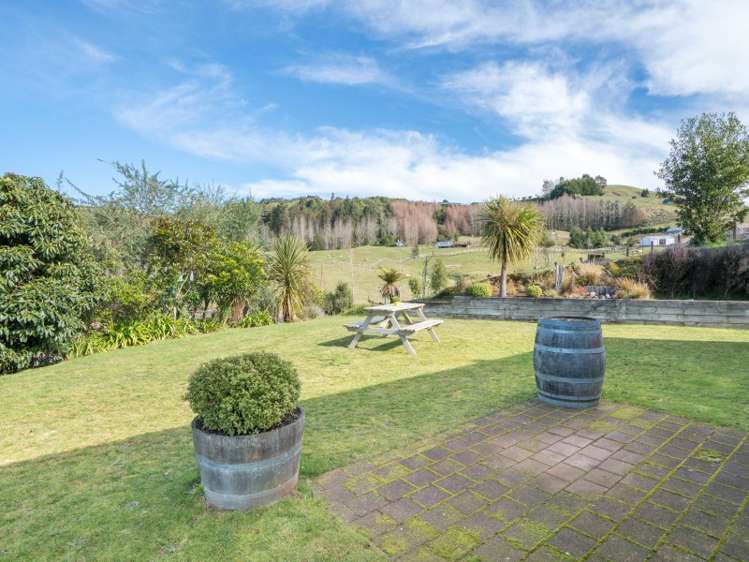 277 Mapara Road Acacia Bay_10