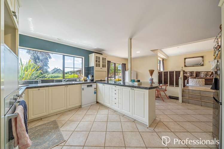 8 Plantagenet Grove Kingsley Heights_8