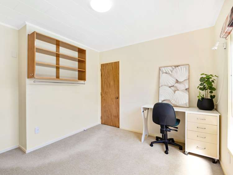 10 Iles Road Lynmore_10