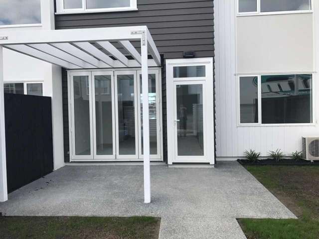 7 Watermill Lane Silverdale_1