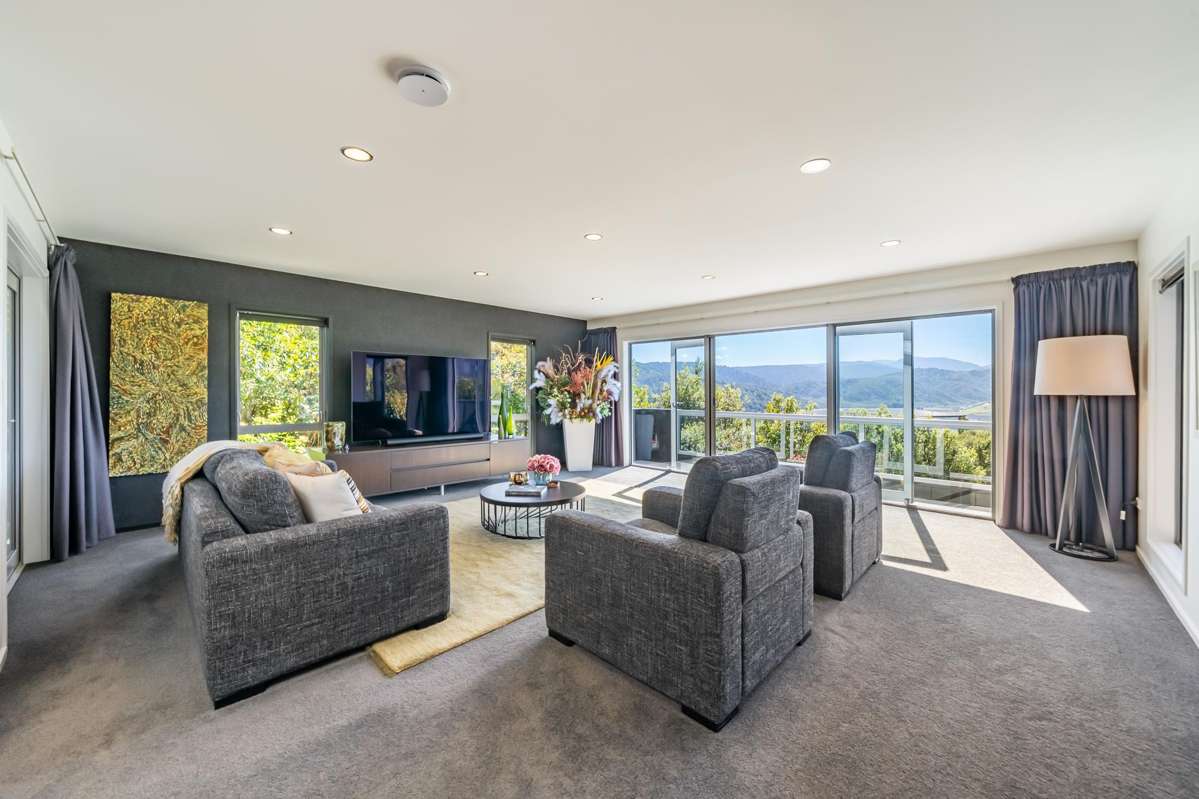 75 Mount Marua Way_2