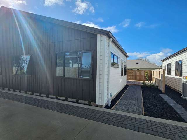 2/62 Woodside Road Mount Eden_1