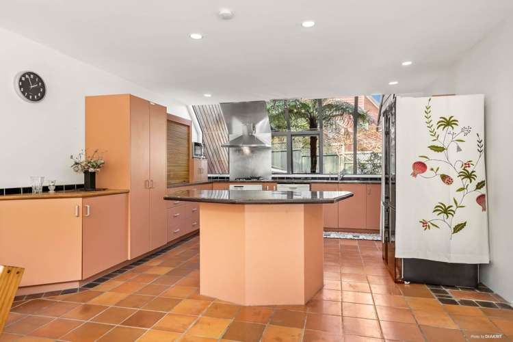 25 Holdaway Avenue Northcote_8