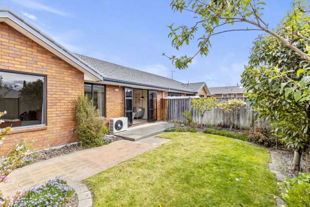 1/2 Wadsworth Crescent Redwoodtown_2