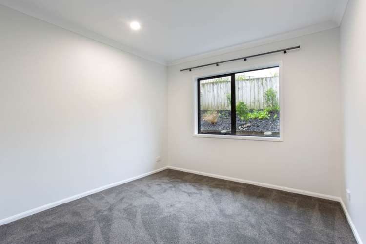 131 Alec Craig Way Gulf Harbour_17