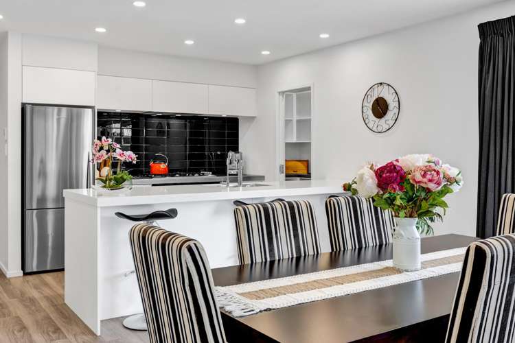 16 Jules Crescent Bell Block_6