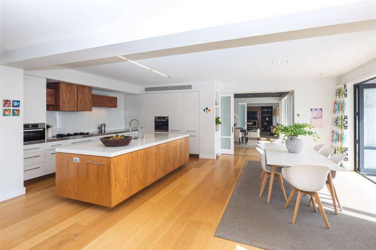 3 Helmores Lane Merivale_14