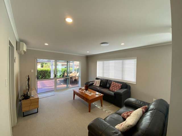 11 Lorenzo Way Flat Bush_4