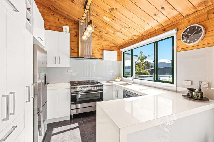 201 Omaha Drive Omaha_9