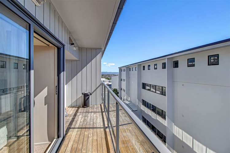 2h/83 New North Road Eden Terrace_13