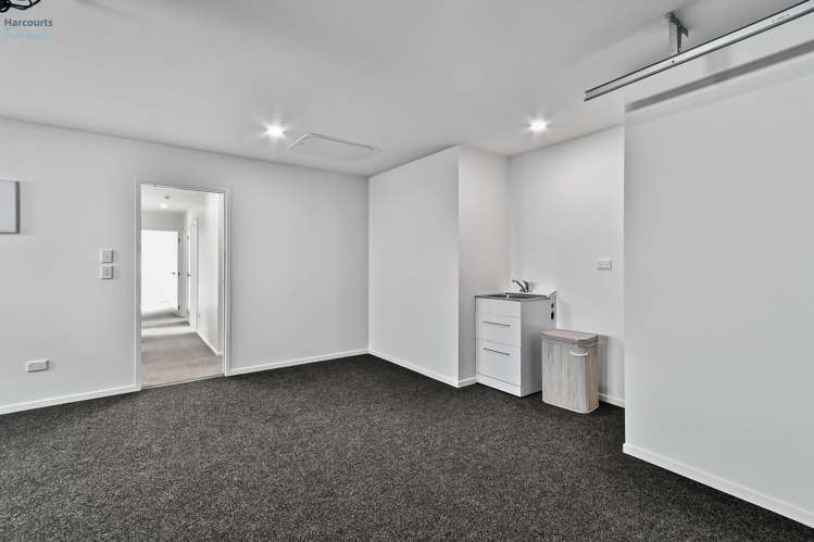 215 Victoria Street West Pukekohe_16