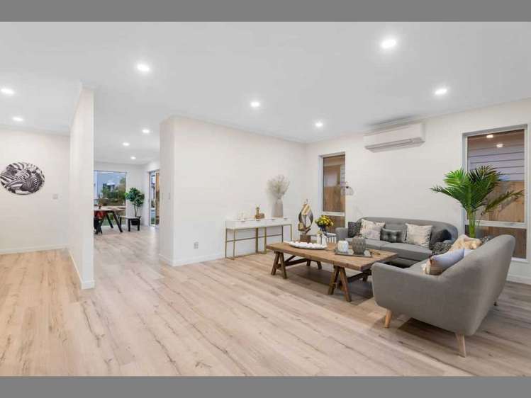 14 Hangar Lane Whenuapai_6