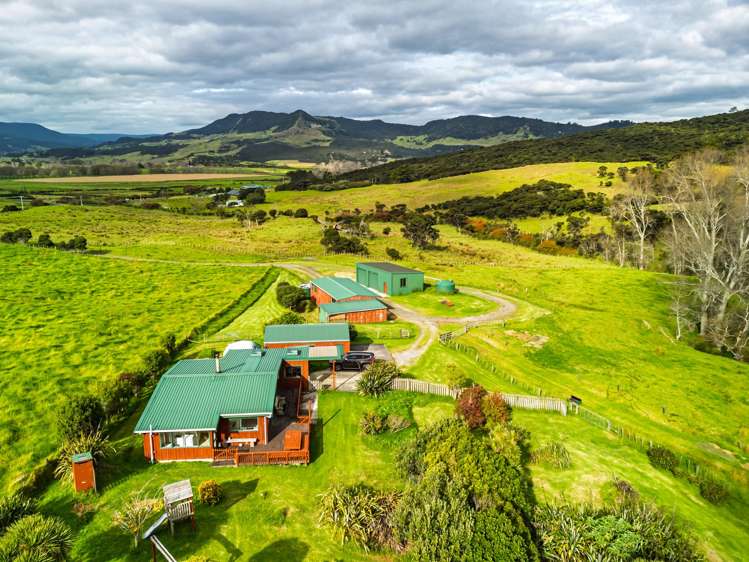 7849 State Highway 12 Omapere_23