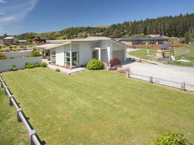 19 Alice Burn Drive Luggate_0