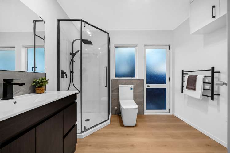 37B Portadown Avenue Pakuranga Heights_10