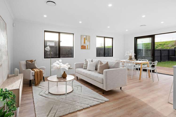 39 Overton Street Rototuna North_4