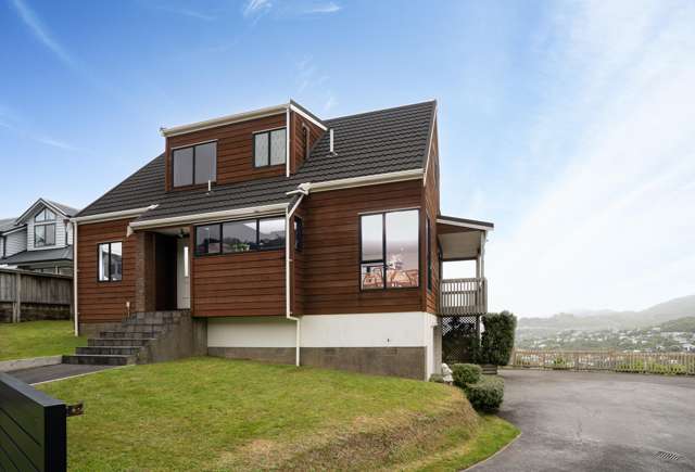 SUN, SPACE & PERFECTLY POSITIONED IN KHANDALLAH