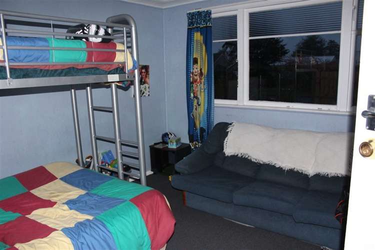 89 Chaucer Street Milton_12