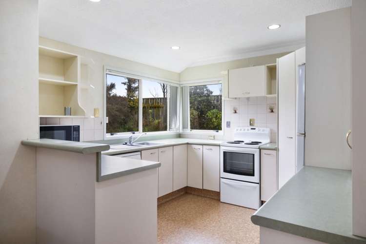 8 Shakespeare Way Kelvin Grove_3