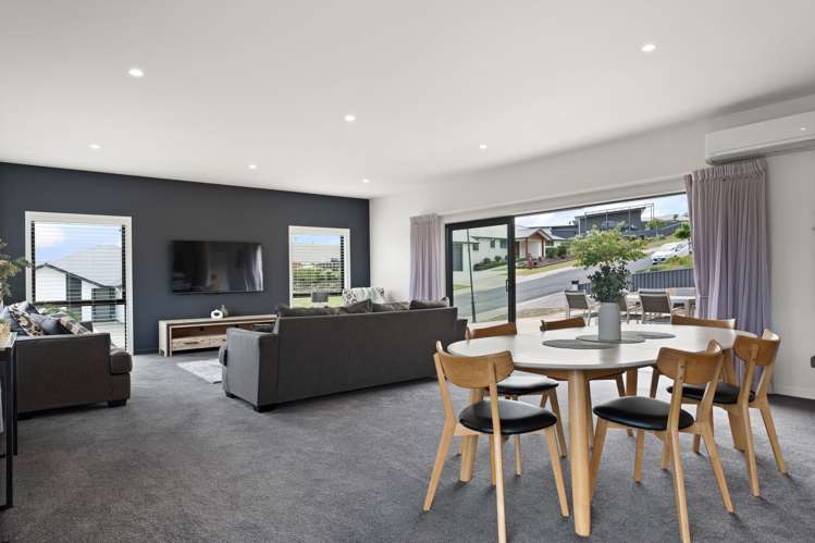 53 Heathfield Drive Mosgiel_4