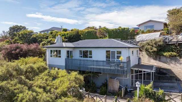 Sunny, Spacious & Perfect for Family Living