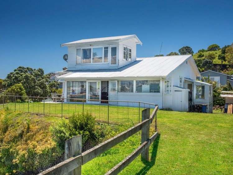 63 King Edward Parade Devonport_10