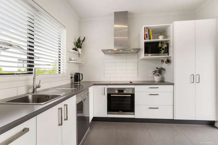 8 Saltmarsh Road Hobsonville_4