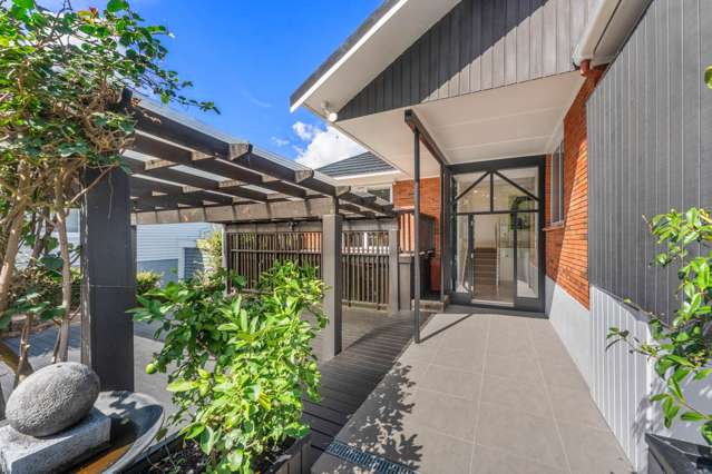 PARKSIDE and PROUD with SENSATIONAL VIEWS!